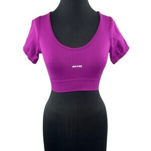 BO+TEE Scoop Neck Seamless Short Sleeve Top in Purple Cropped Fitted Gym  M